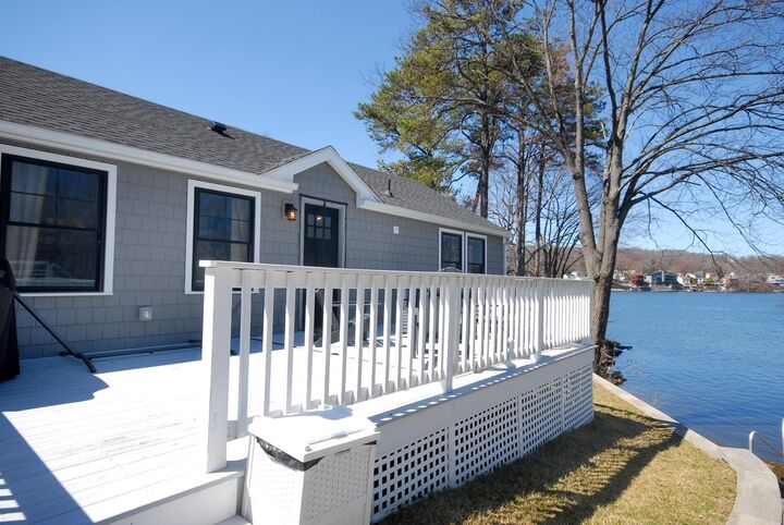 Property Photo:  36 Canna Dr  MA 01545 