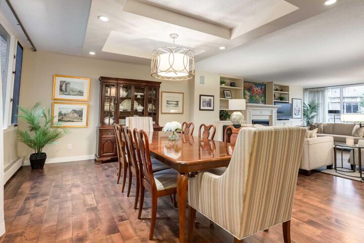 Property Photo:  500 Eau Claire Avenue SW 400F  AB T2P 3R8 