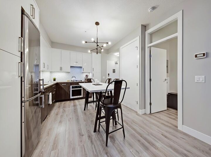 Property Photo:  1521 26 Avenue SW 208  AB T2T 1C4 