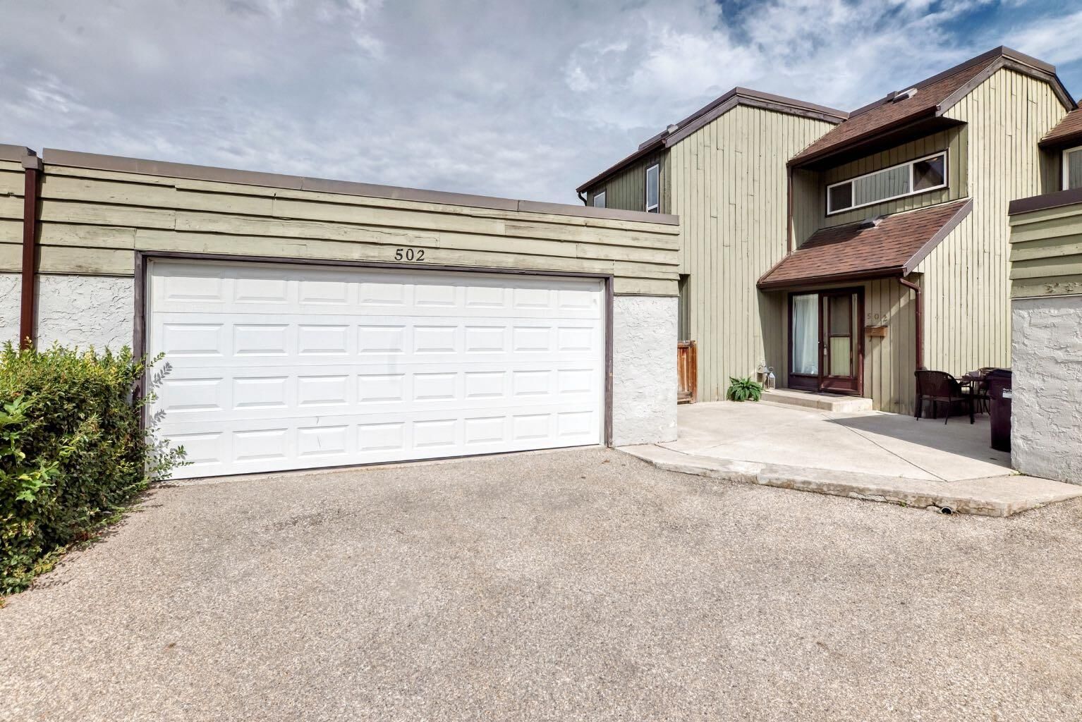 Photo de la propriété:  5660 23 Avenue NE 502  AB T1Y 4R3 