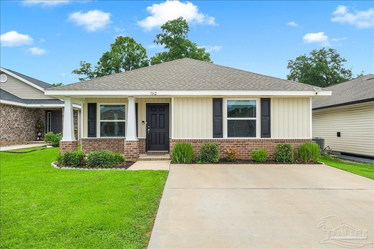 Property Photo:  7162 Sonny Dr  FL 32504 
