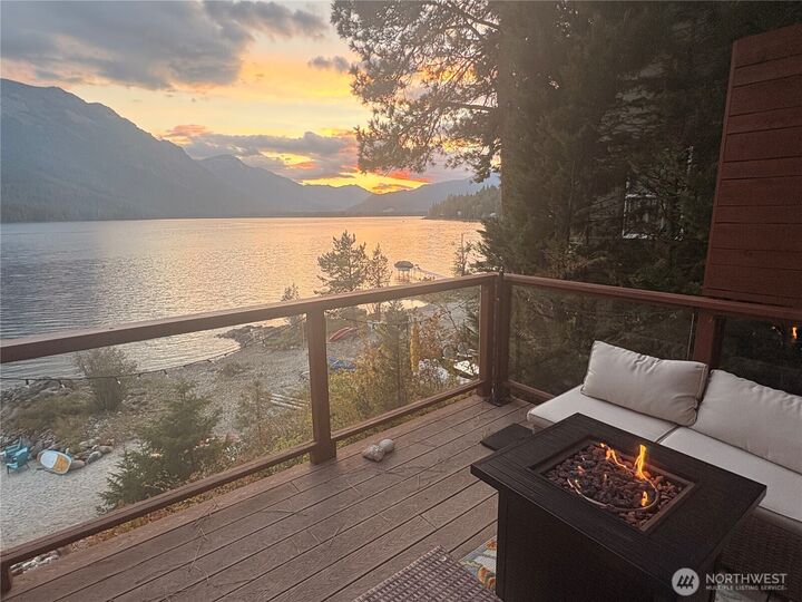 Property Photo: 16985 North Shore Dr WA 98826