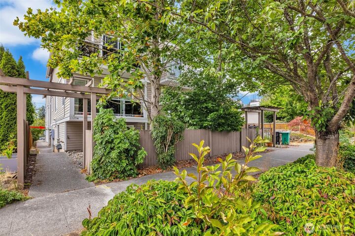 Property Photo:  6331  42nd Avenue SW A  WA 98136 