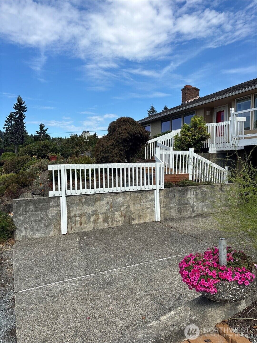 Property Photo: 18134 Brittany Drive SW WA 98166