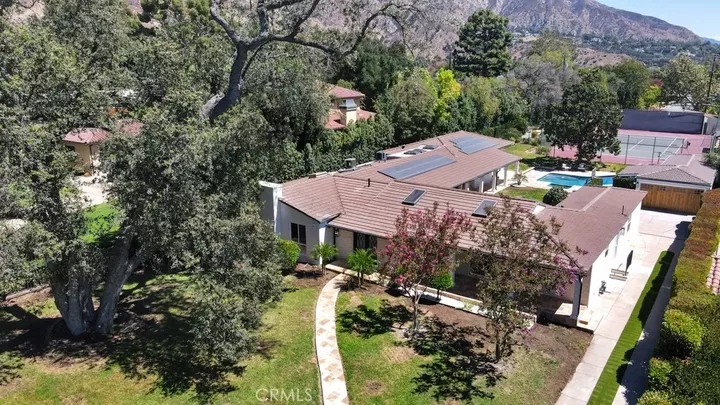 Property Photo:  1914 Midlothian  CA 91001 
