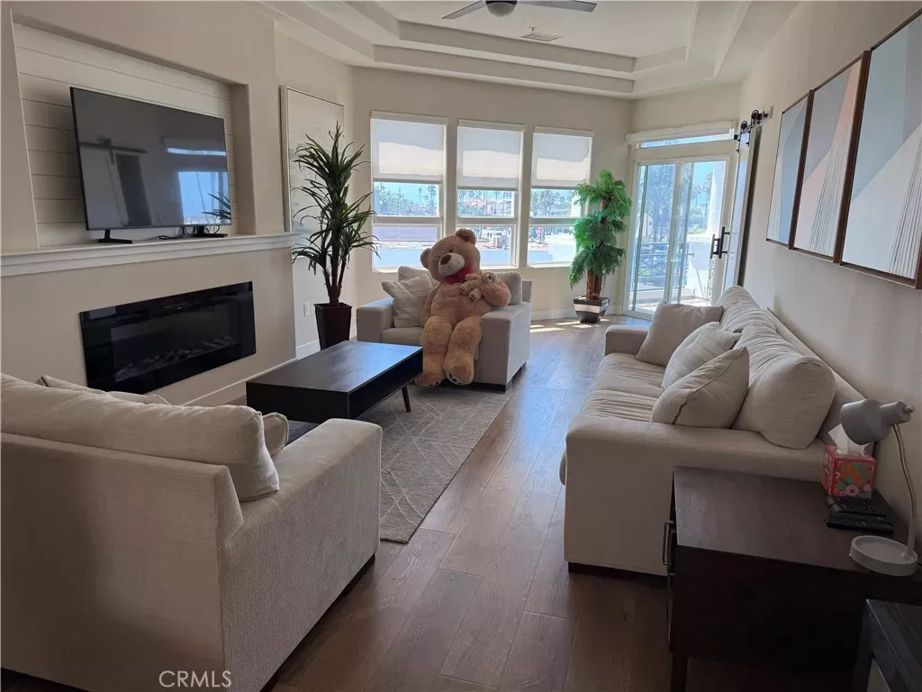 Property Photo:  2600 Newport Blv 310  CA 92663 