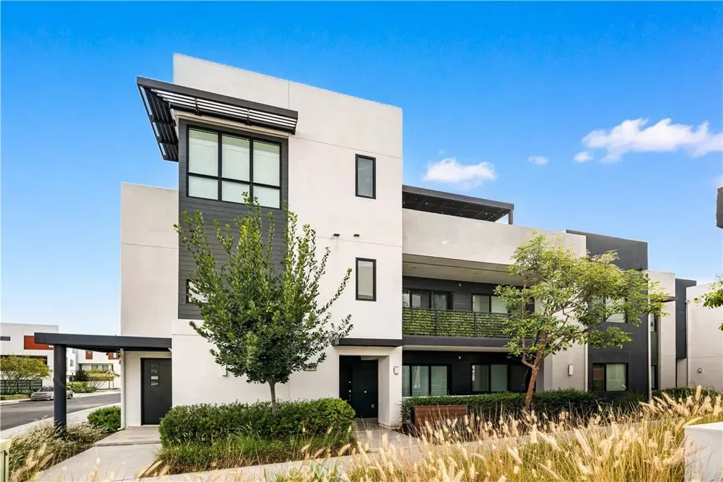 Property Photo:  65 Ballast Point  CA 92782 
