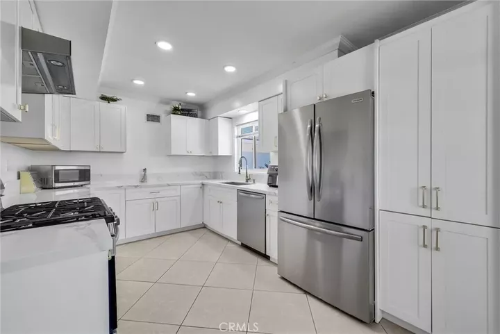 Property Photo: 1134 Redwood CA 92879