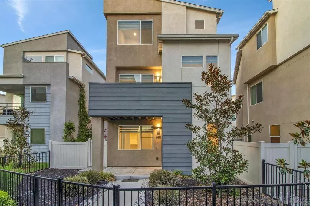 Property Photo:  1808 Lynx Ter  CA 91915 