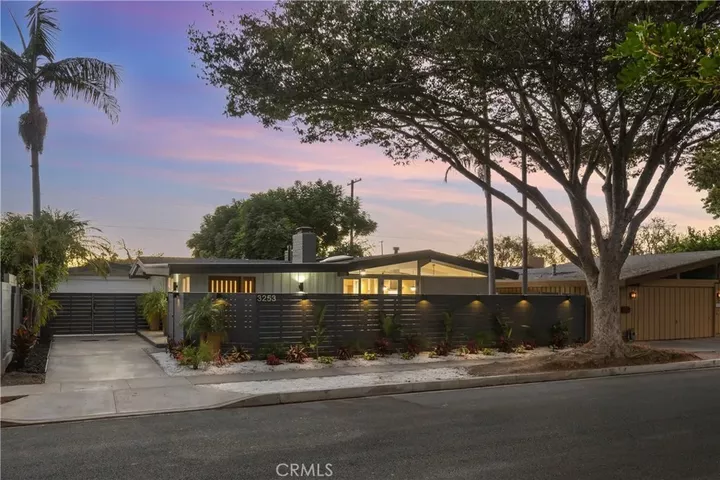 Property Photo: 3253 Lees Avenue CA 90808