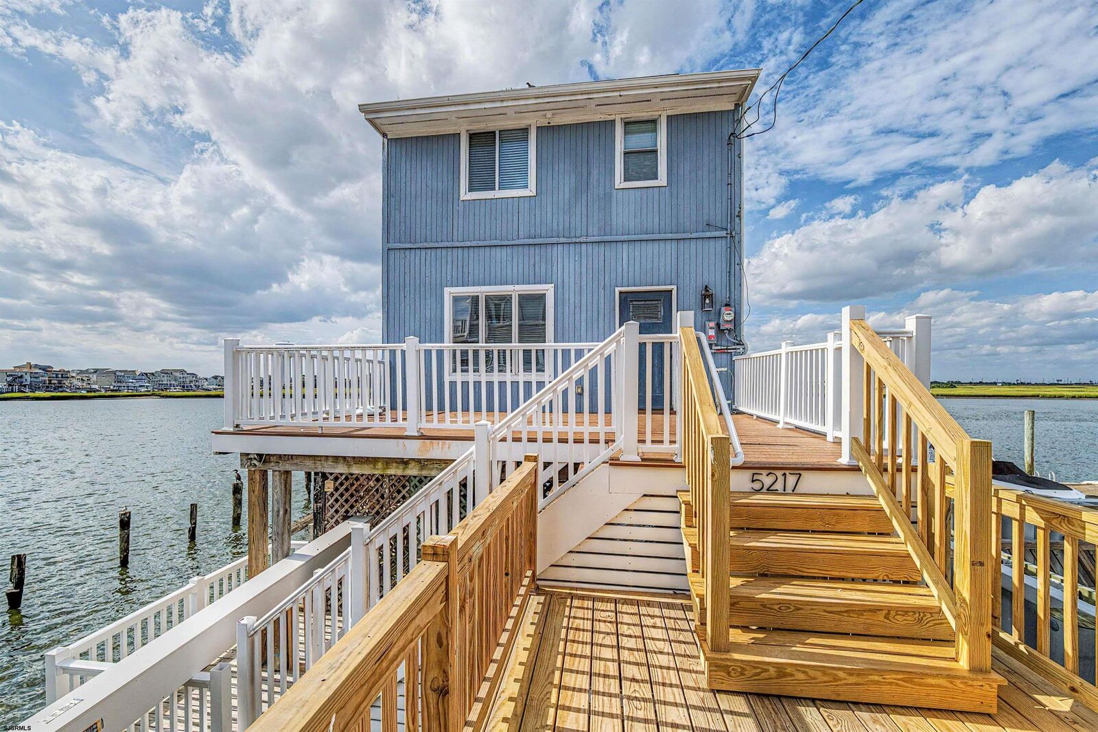 Property Photo:  5217 Winchester Ave  NJ 08406 