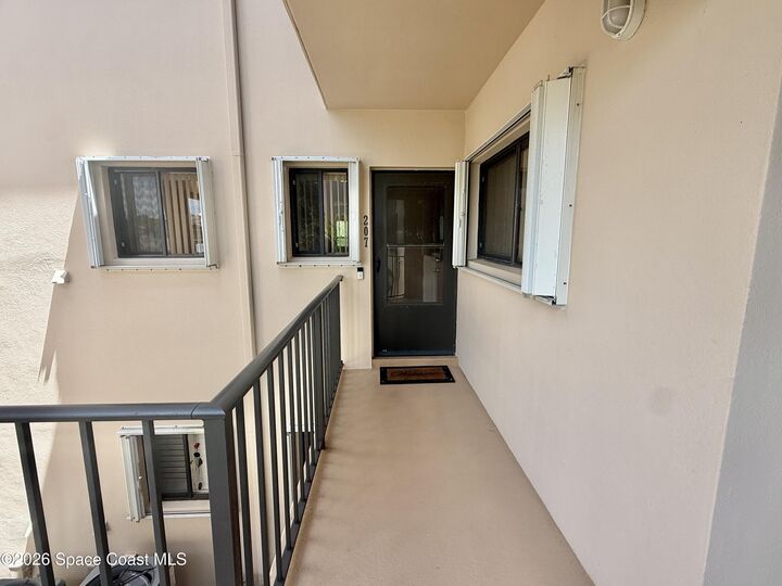 Property Photo:  6175 S Mirror Lake Drive  FL 32958 
