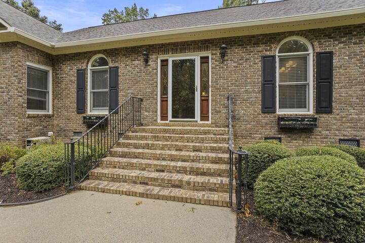 Property Photo:  225 Plantation Lane  SC 29349 
