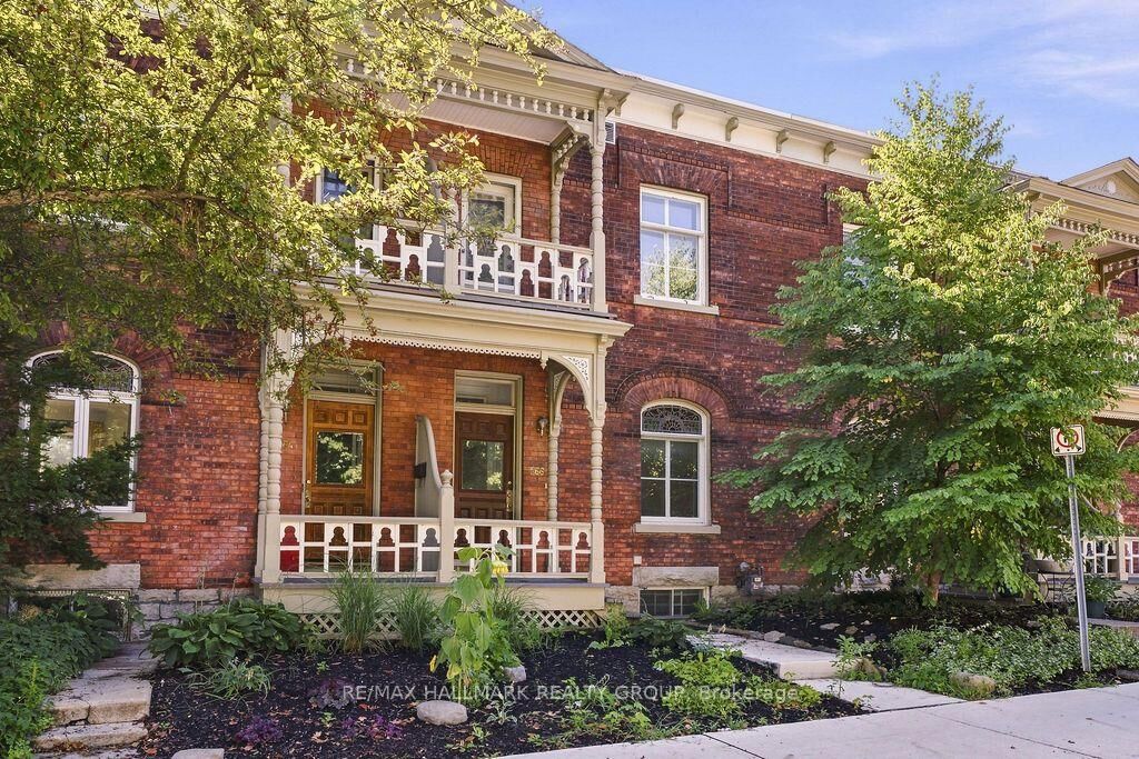 Property Photo:  566 Maclaren Street  ON K1R 5K7 