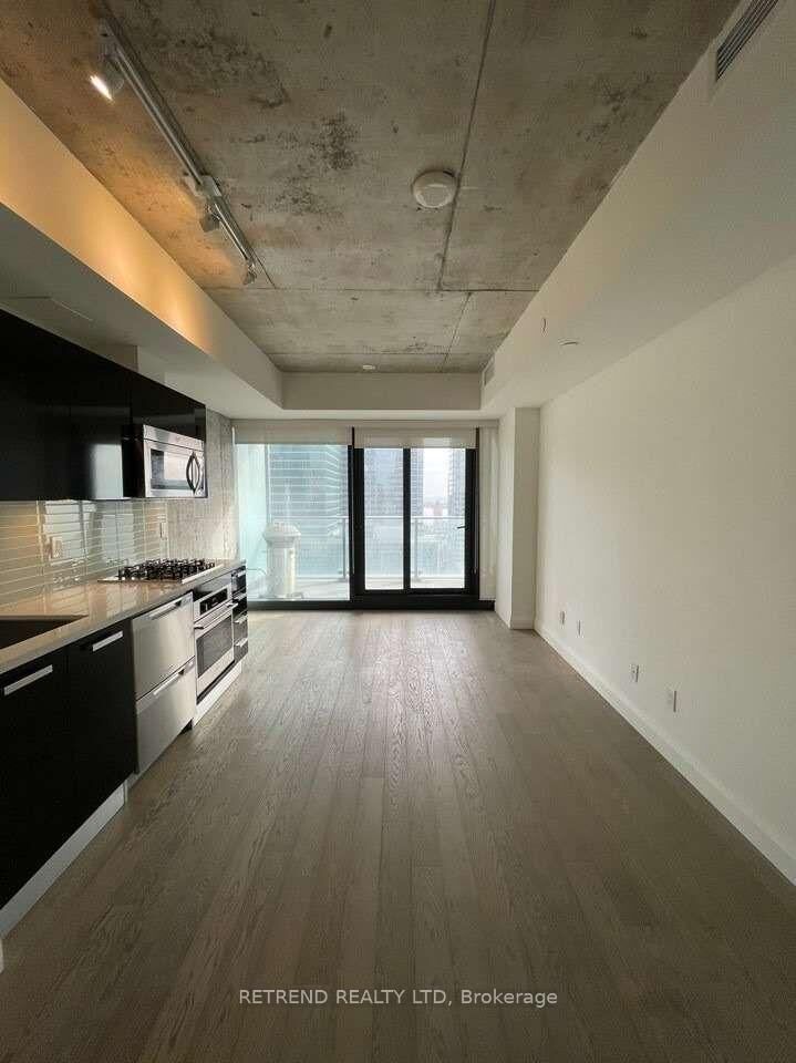Property Photo:  224 King Street W  ON M5H 0A6 
