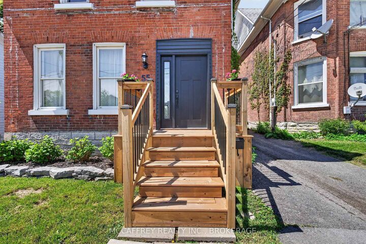 Property Photo:  55 Bridge Street W  ON K7R 2C4 