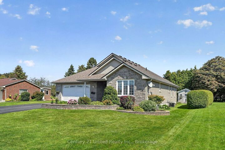 Property Photo:  65 Division Street  ON K0K 1S0 