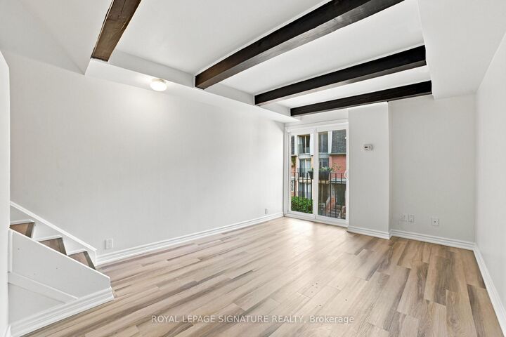 Property Photo:  325 Jarvis Street 18  ON M5B 2C2 