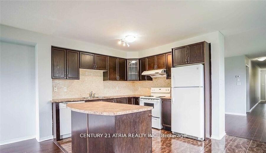 Property Photo:  1424 Rennie Street  ON L1K 0N8 