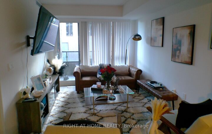 Property Photo:  26 Gibbs Road 325  ON M9B 0E3 
