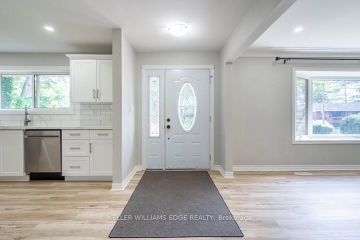 Property Photo:  1310 Princeton Crescent Main  ON L7P 2K5 