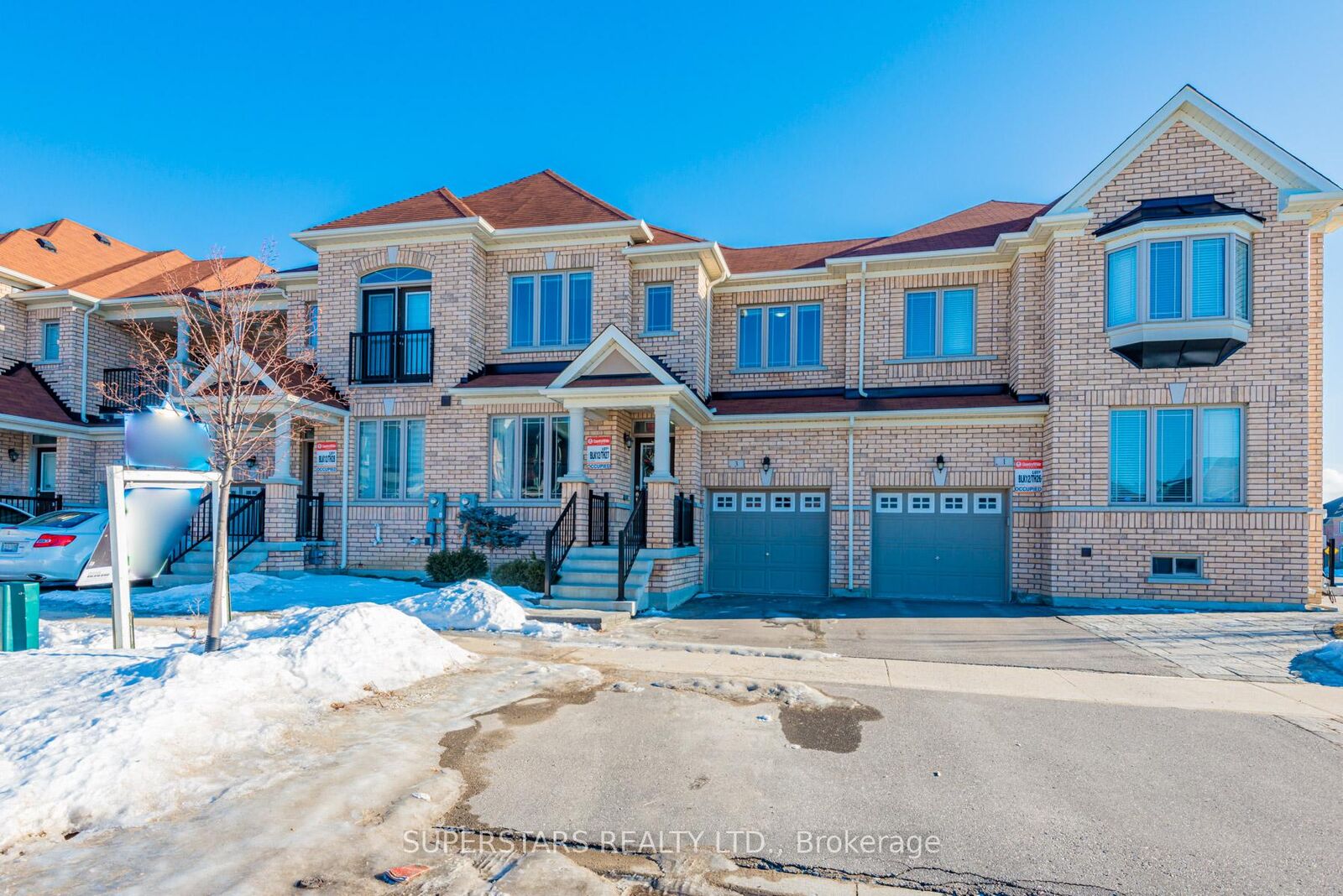 Property Photo: 3 Wermoth Court ON L6E 0S6