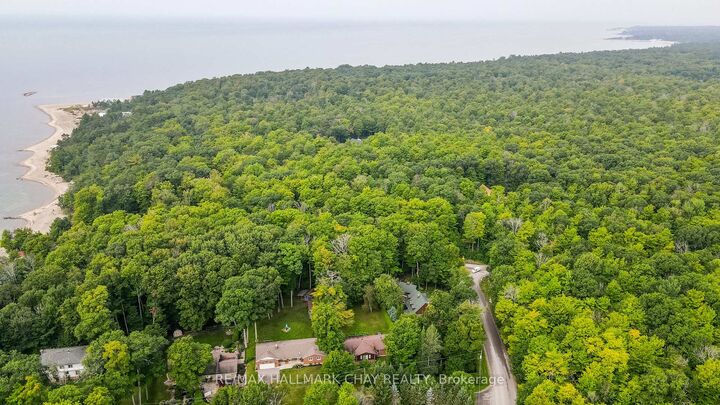 Property Photo:  10 Enchantment Avenue  ON L9M 0H5 