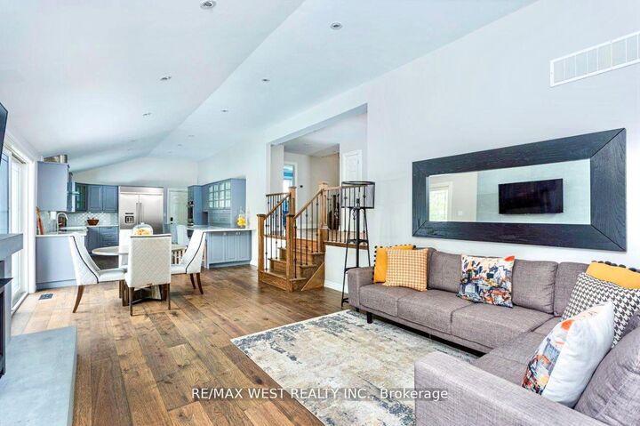 Property Photo:  26 Hostein Drive  ON L9G 2S5 