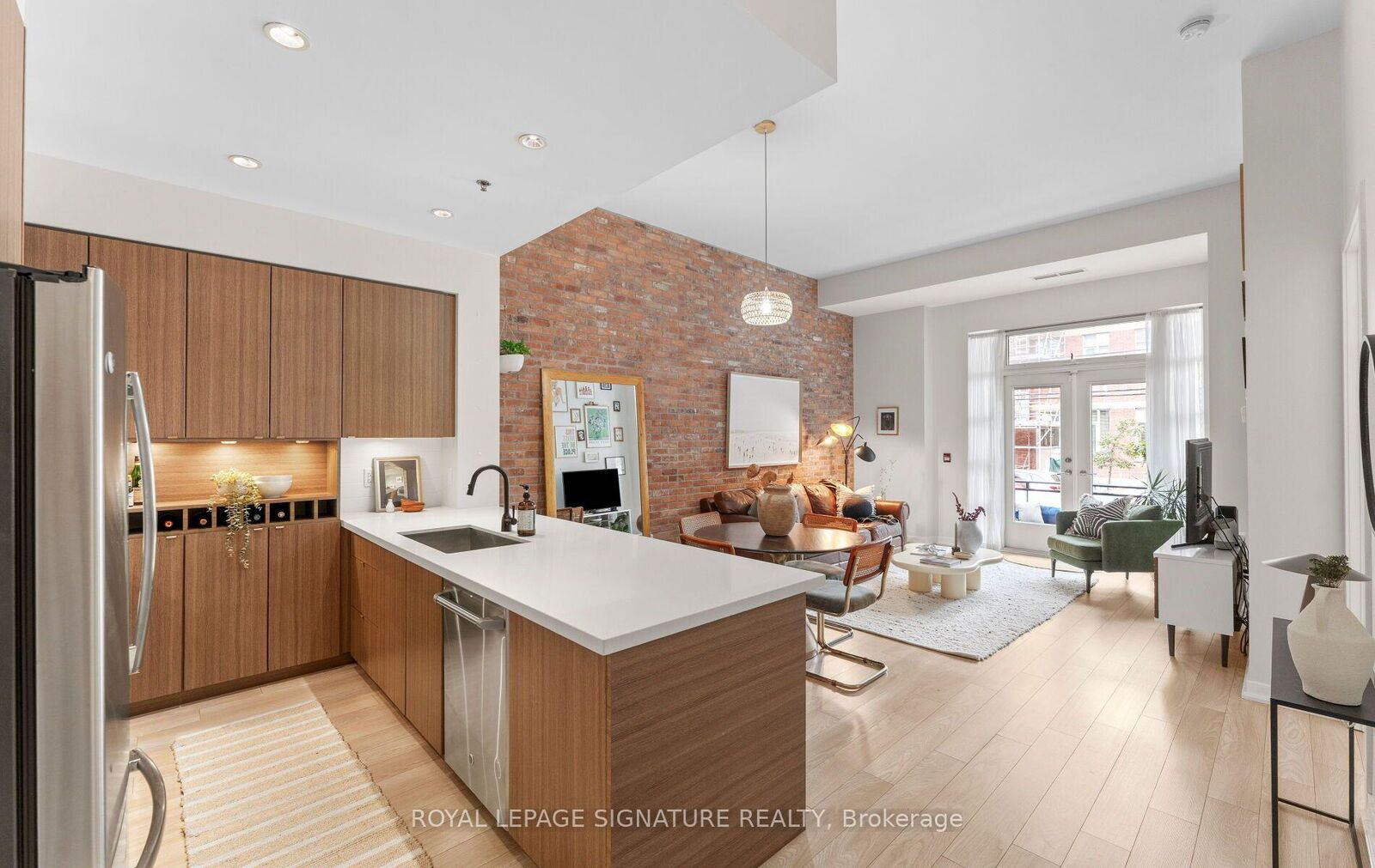 Property Photo:  88 Colgate Avenue 111  ON M4M 0A6 