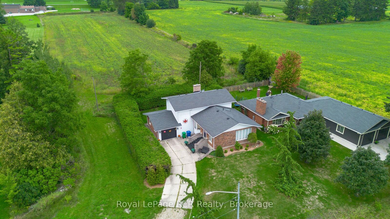 Property Photo:  265 Diagonal Road  ON N0G 2W0 