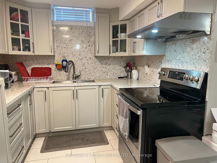 Property Photo:  53 Elson Street Bsmt  ON L3S 1Y8 