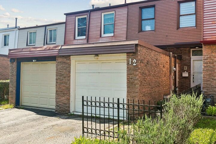 Property Photo:  12 L'Amoreaux Drive  ON M1W 2L9 