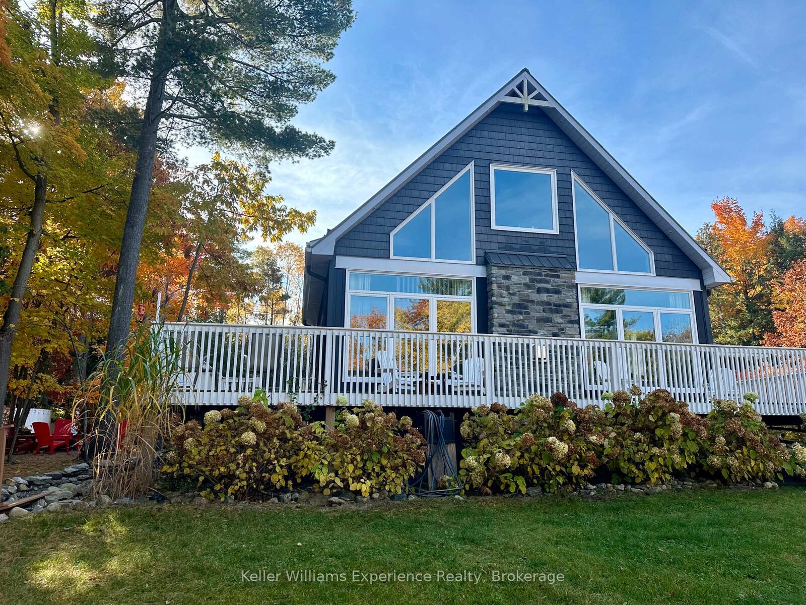 Property Photo:  107 Grandview Road Lower Level  ON L0K 1R0 