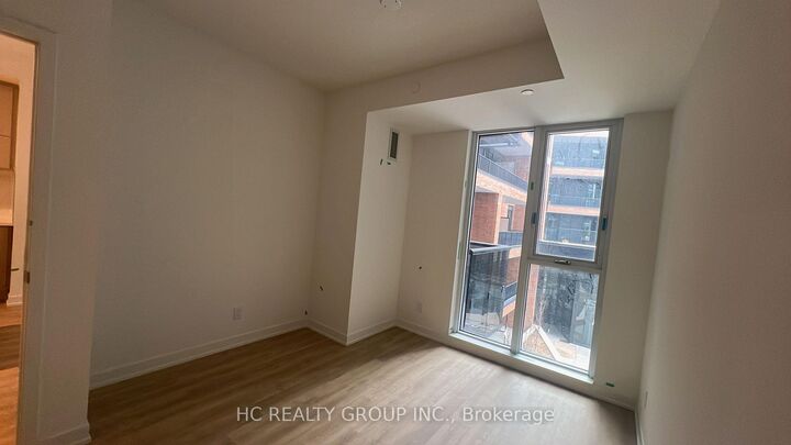 Property Photo:  292 Verdale Crossing N/A 718  ON L6G 0H6 