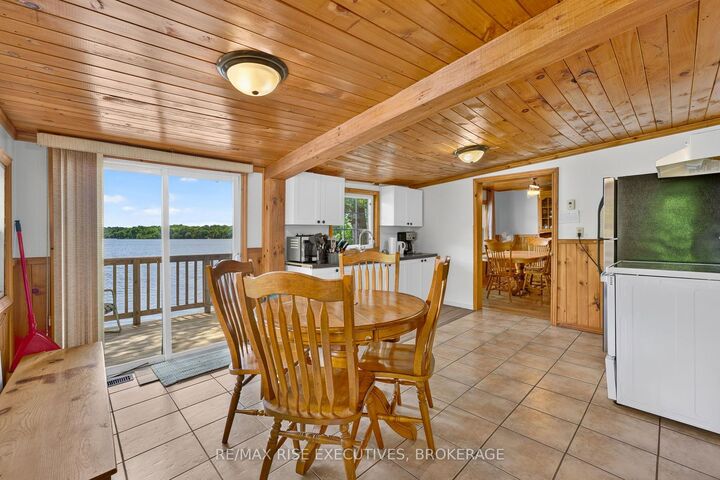 Property Photo:  90 East Shore Lane  ON K0H 2V0 