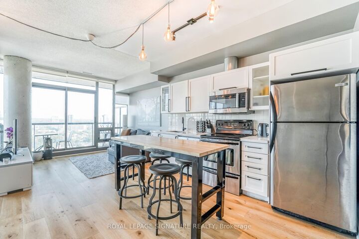 Property Photo:  33 Mill Street 2308  ON M5A 3R3 