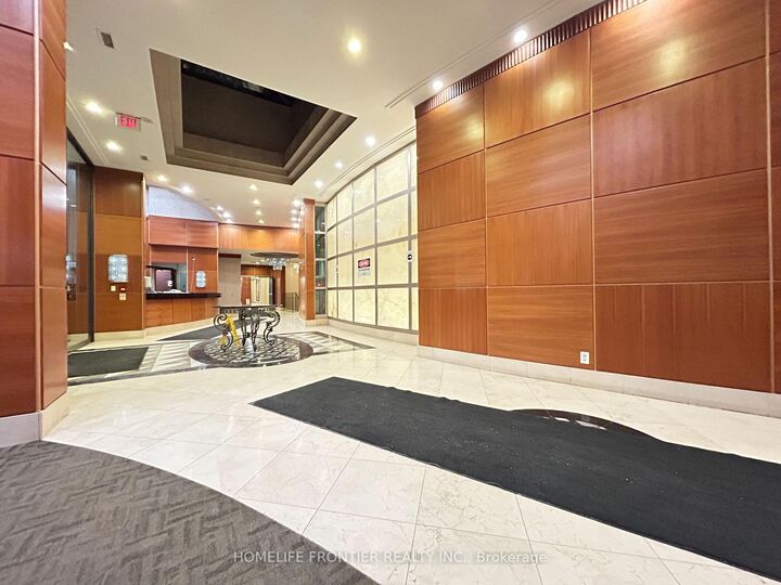 Property Photo:  155 Beecroft Road 2102  ON M2N 7C6 