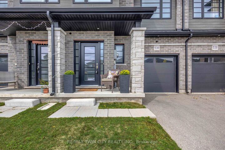 Property Photo:  536 Grey Street  ON N3S 0C3 