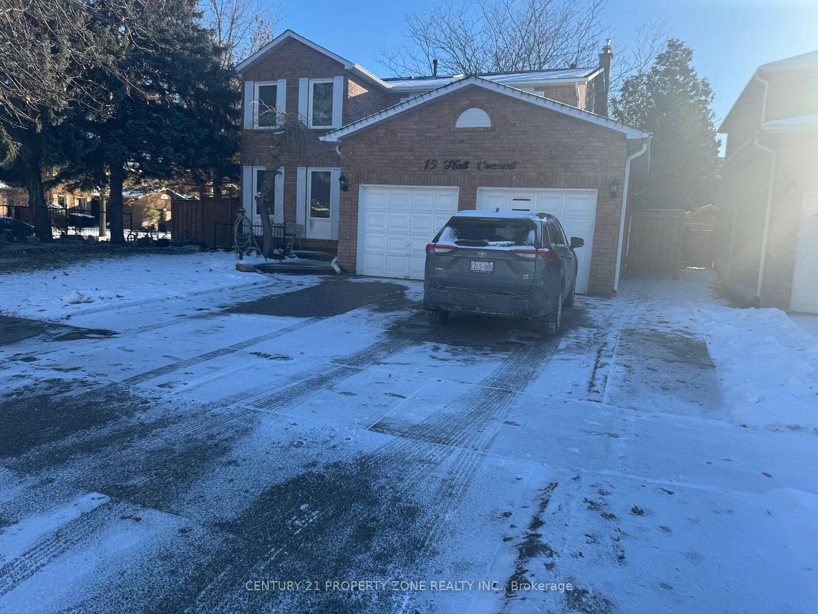 Property Photo:  19 Hall Crescent Bsmt  ON L6X 3J8 