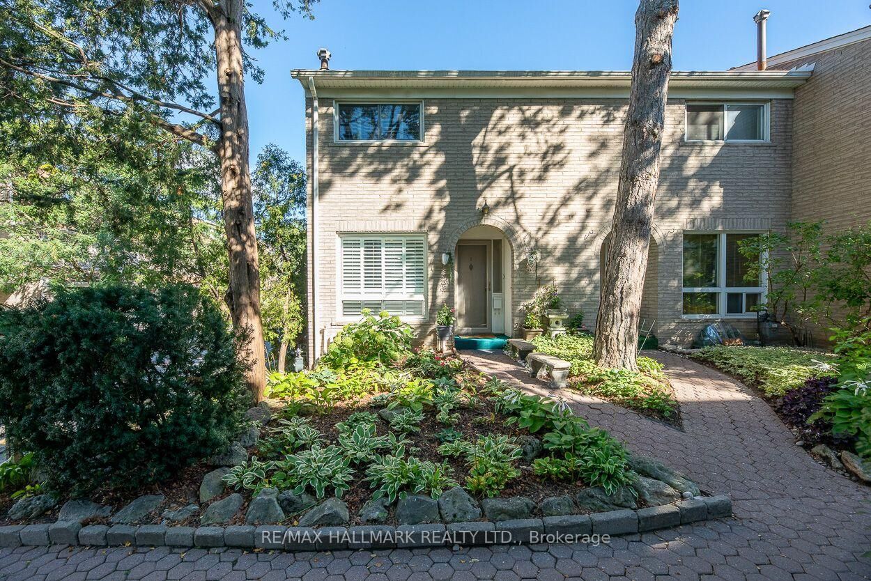 Property Photo:  83 Rameau Drive 1  ON M2H 1T6 