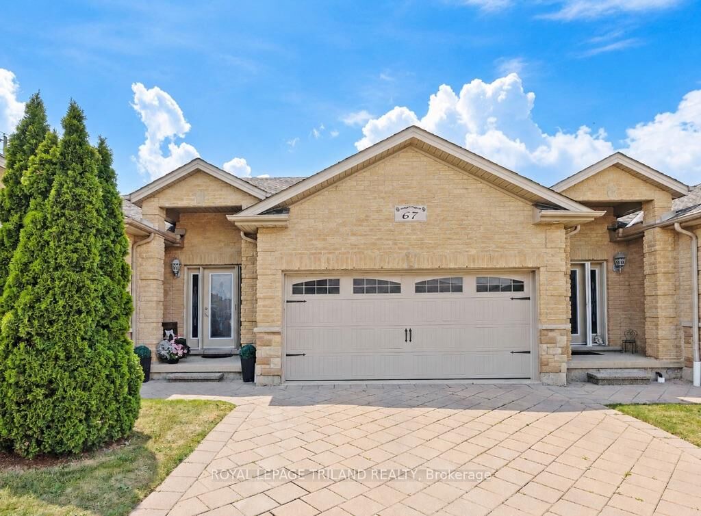 Property Photo:  70 Tanoak Drive 67  ON N6G 5R3 