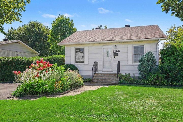 Property Photo: 1290 St. Jean Street ON K1C 1N6