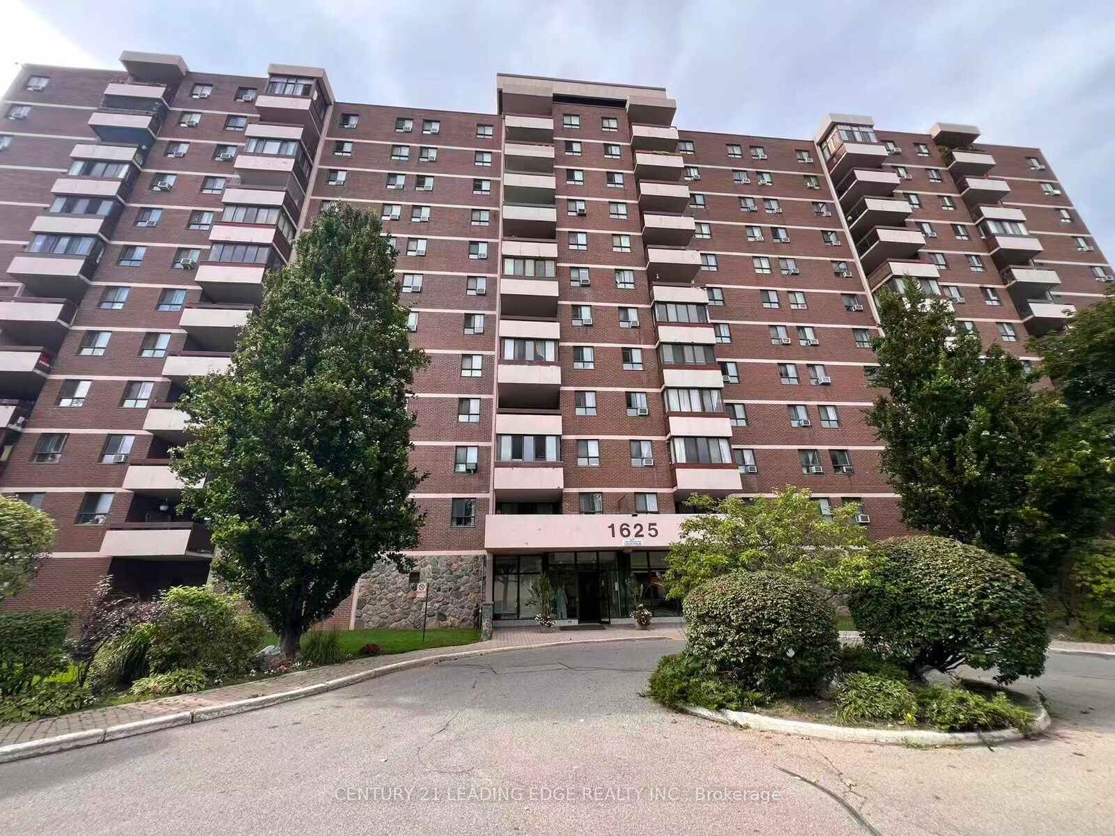 Property Photo:  1625 Bloor Street 620  ON L4X 1S3 
