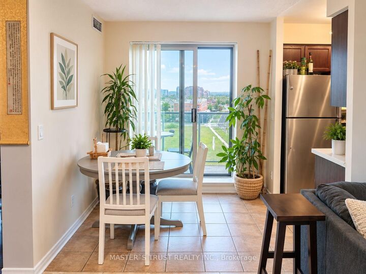 Property Photo:  11 Oneida Crescent 704  ON L4B 0A1 