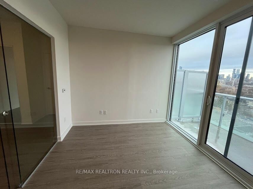 Property Photo:  425 Front Street E 1301  ON M5A 0X2 