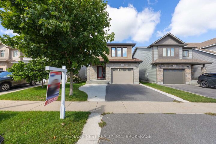 Property Photo:  1660 Crimson Crescent  ON K7P 0H5 