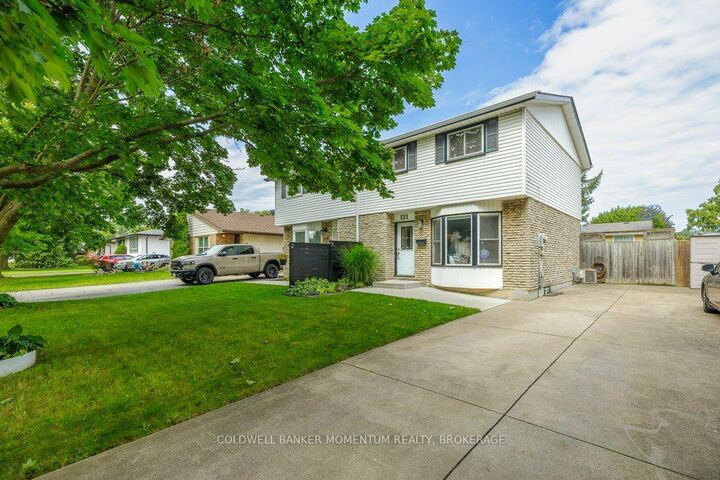 Property Photo: 121 Dorothy Street ON L2N 6Z6