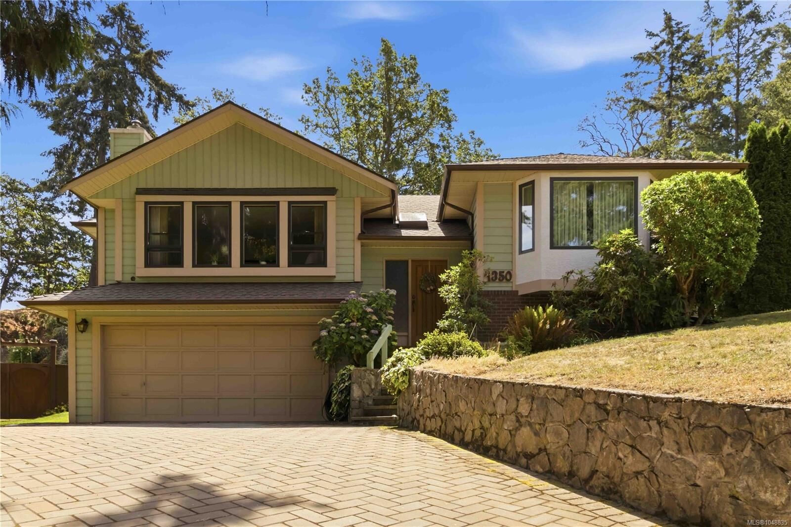 Property Photo:  4350 Faithwood Rd  BC V8X 4Z6 