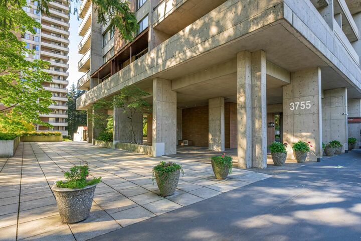 Property Photo: 3755 Bartlett Court 1803 BC V3J 7G7
