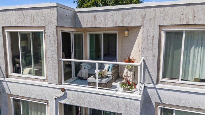 Property Photo:  3505 W Broadway 402  BC V6R 2B5 